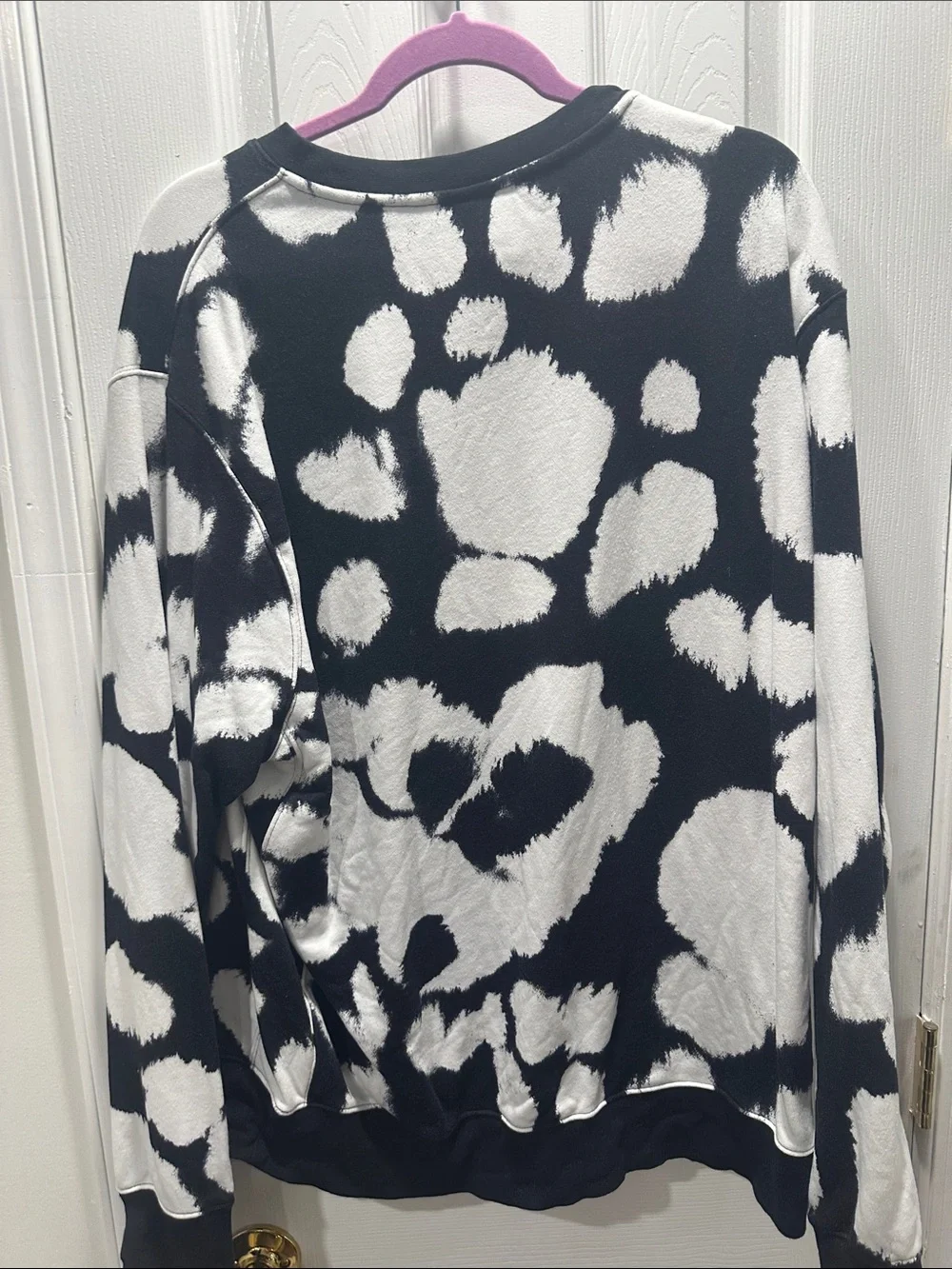 Nike Black and White Tie-Dye Crewneck Sweater